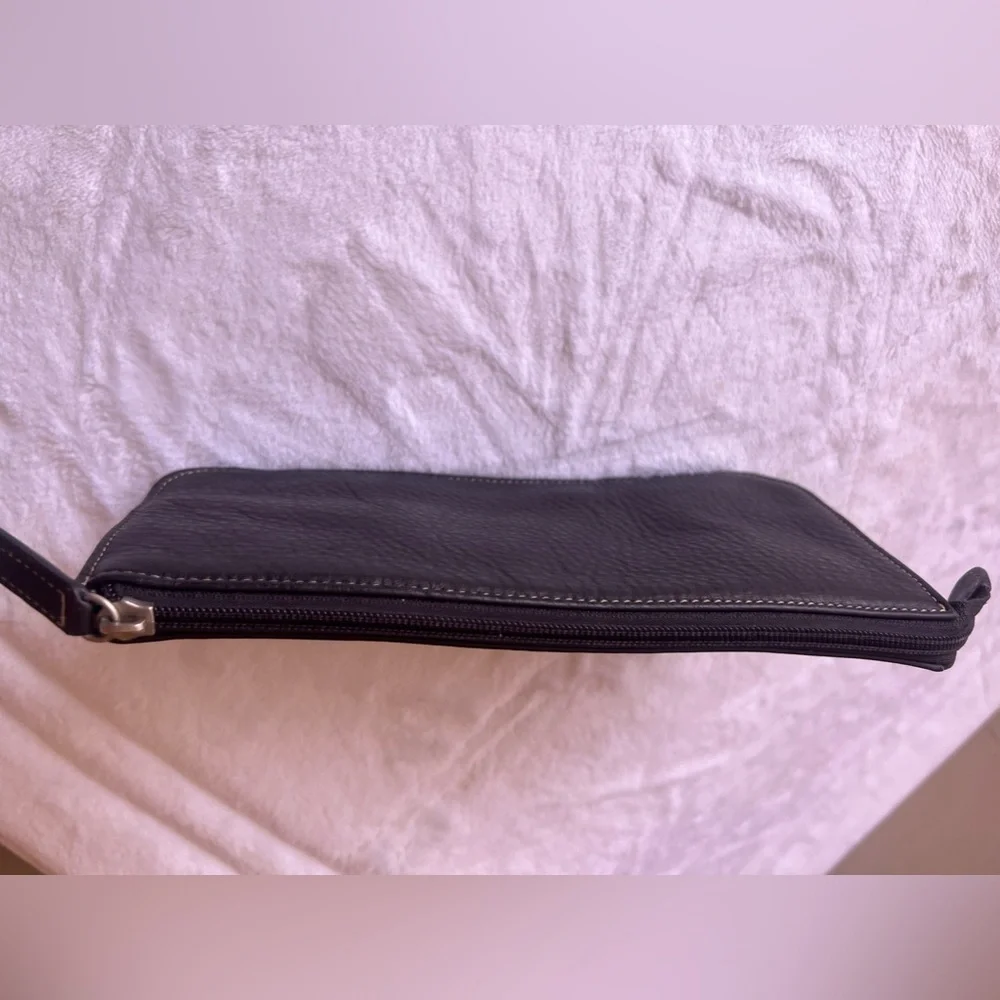VKK dark blue black leather pouch/wristlet zipper Genuine Leather lightweight